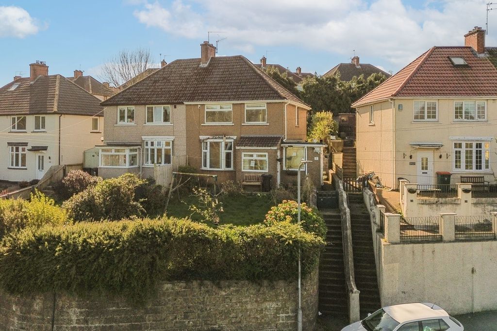 3 bed semi-detached house for saleGaer Park Lane, Newport NP20