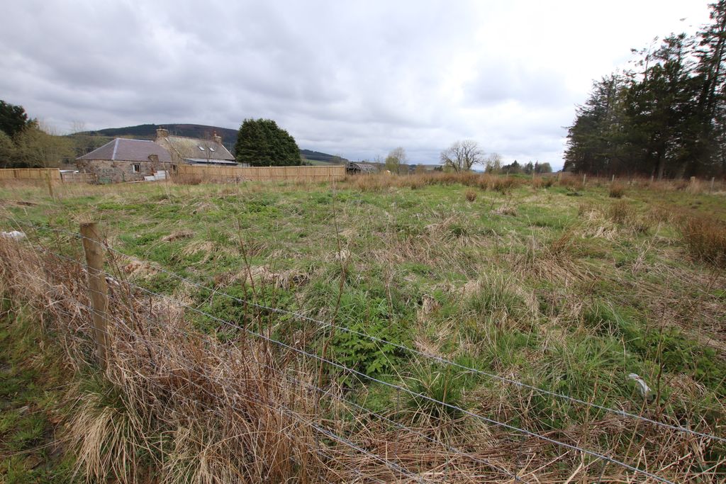 Additional image 2 of Land for saleThornton, Keith AB55