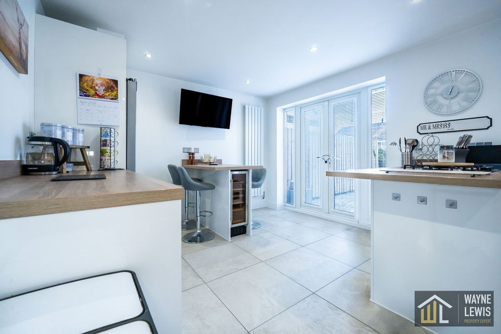 Additional image 5 of 3 bed semi-detached house for saleMaple Close, Pontllanfraith, Blackwood NP12