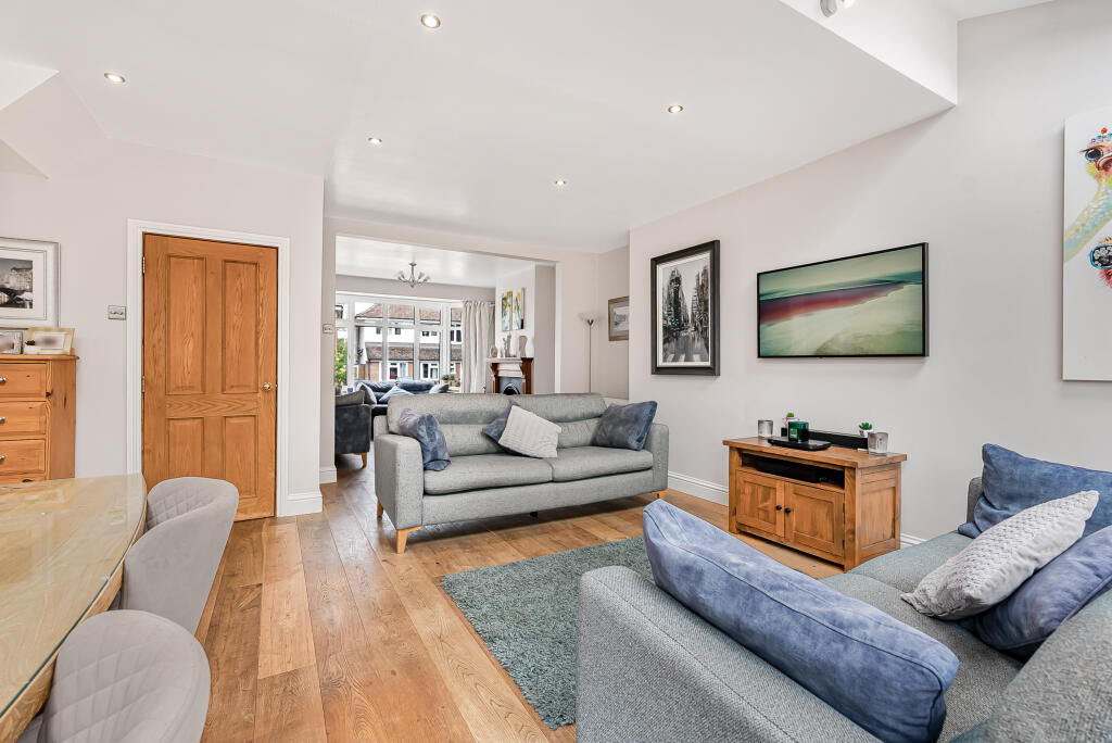 Additional image 10 of Brache Close, Redbourn, Hertfordshire, AL3