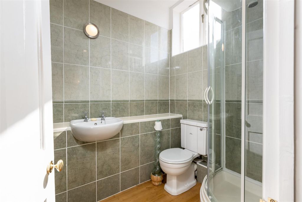 Additional image 15 of 8 bed semi-detached house for saleThe Crescent, Bedford MK40