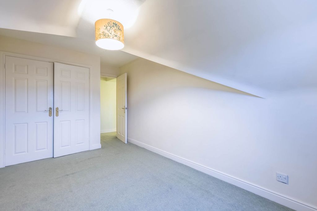 Additional image 12 of 2 bed flat for sale19 High Fellside, Kendal LA9