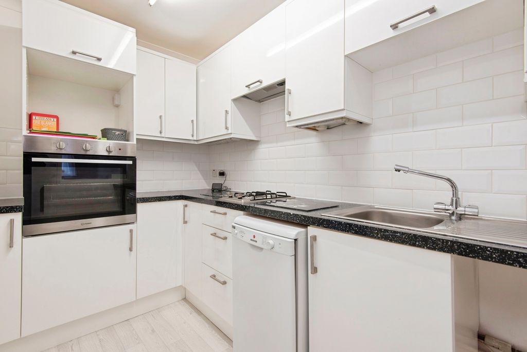 Additional image 6 of 2 bed flat for saleNorton Hall Farm, Norton Road, Letchworth Garden City, Hertfordshire SG6