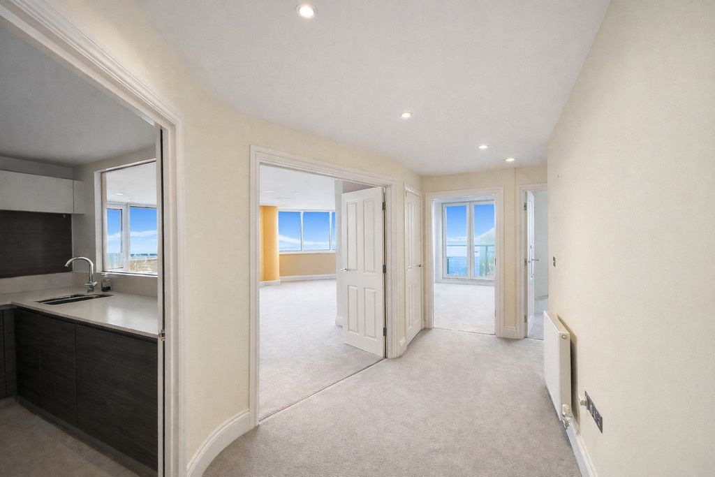 Additional image 7 of 3 bed flat for sale2 Egerton Road, Bexhill On Sea TN39