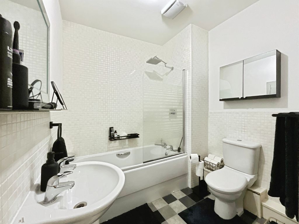 Additional image 9 of 1 bed flat for saleKentmere Drive, Lakeside, Doncaster DN4