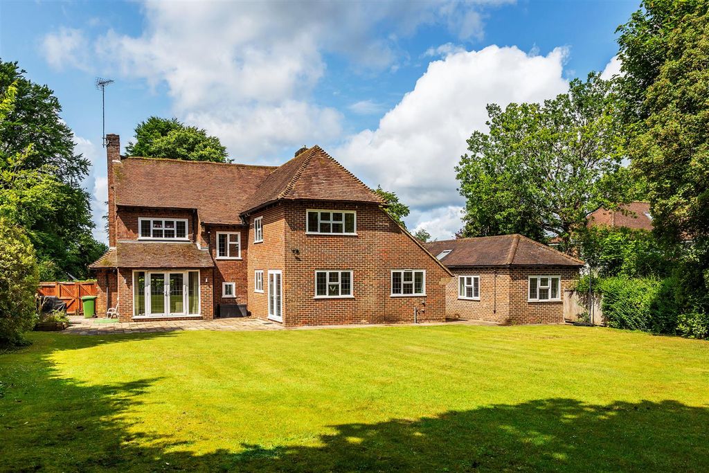 Additional image 39 of 4 bed detached house for saleCrampshaw Lane, Ashtead KT21
