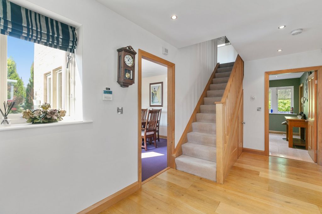 Additional image 19 of 4 bed detached house for salePark Drive, Bingley, West Yorkshire BD16