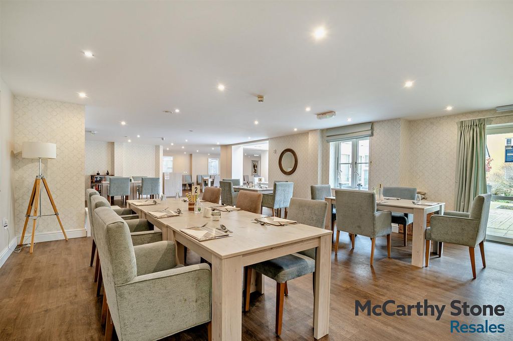 Additional image 8 of 1 bed flat for saleBarnhill Court, Barnhill Road, Chipping Sodbury, Bristol BS37