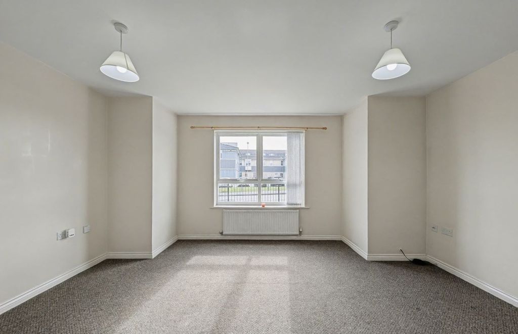 2 bed flat for sale35 Hindmarsh Drive, Ashington, Northumberland NE63 photo 2
