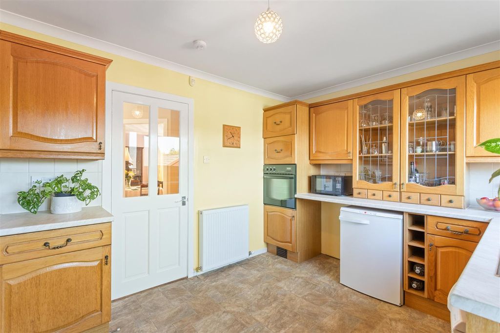 Additional image 12 of 4 bed detached bungalow for saleSibbalds Brae, Bathgate EH48