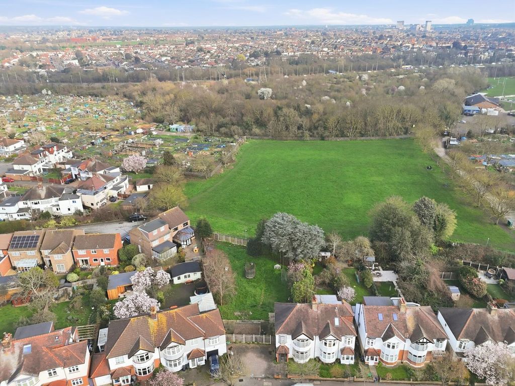 Additional image 4 of Land for saleBuckingham Road, Wanstead E11