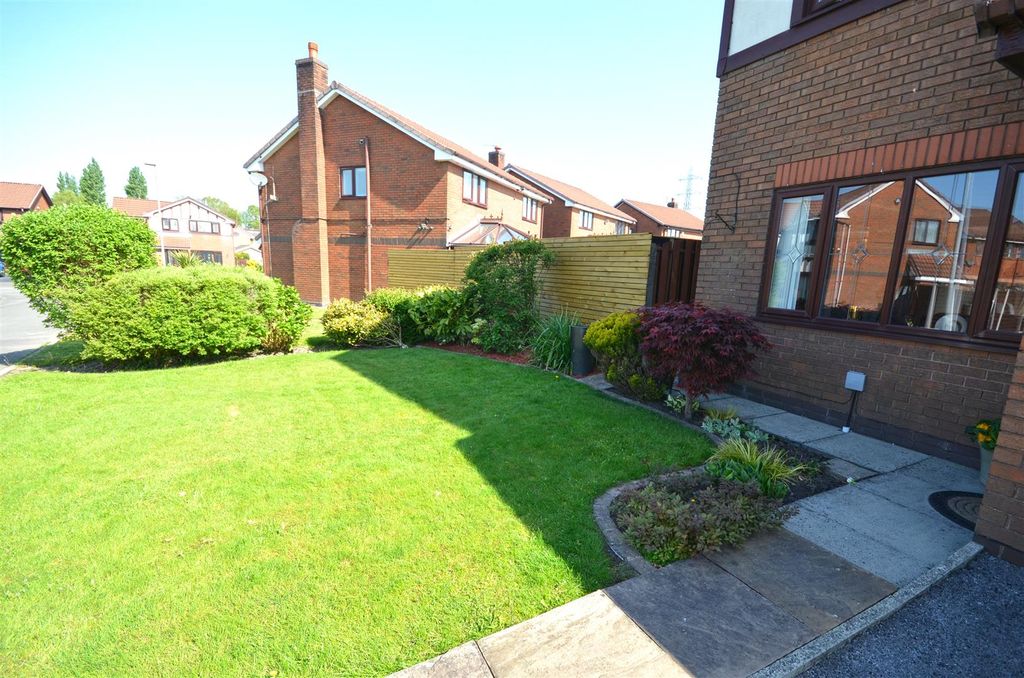 Additional image 27 of 4 bed detached house for saleLarkfield Close, Ashton-Under-Lyne OL7