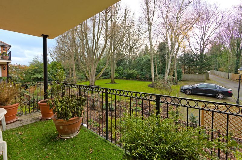 Additional image 2 of 3 bed flat for saleAlderwood Mews, Barnet EN4
