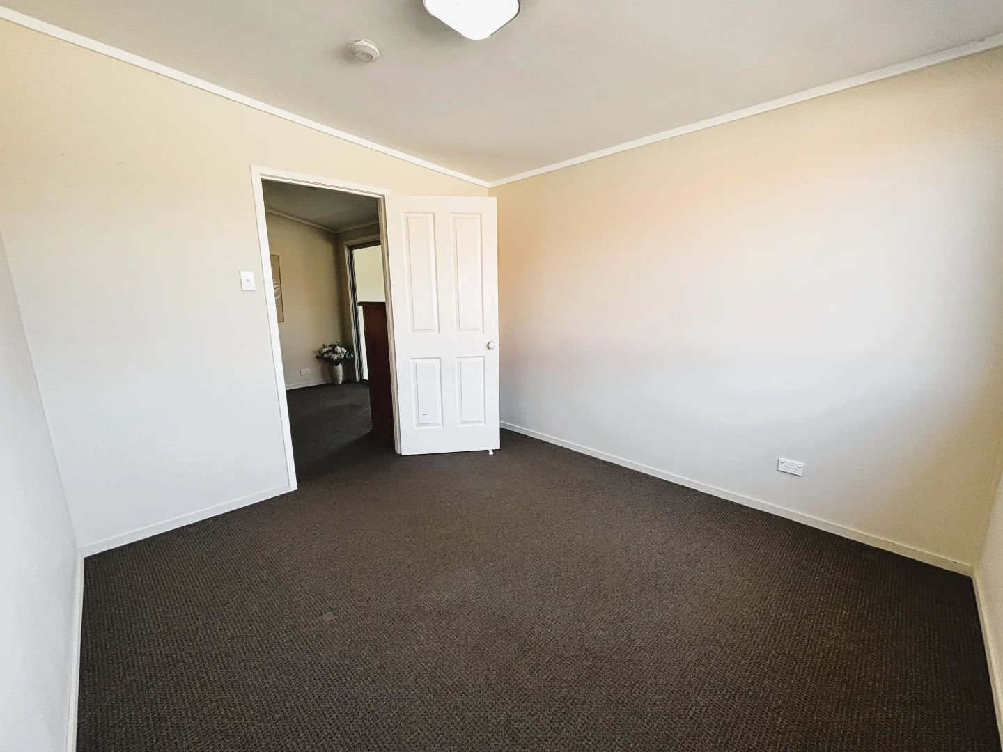 Additional image 12 of 521 Oxley Avenue, Redcliffe QLD 4020