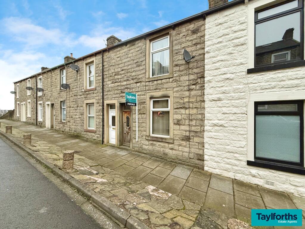 Leonard Street, Barnoldswick, BB18