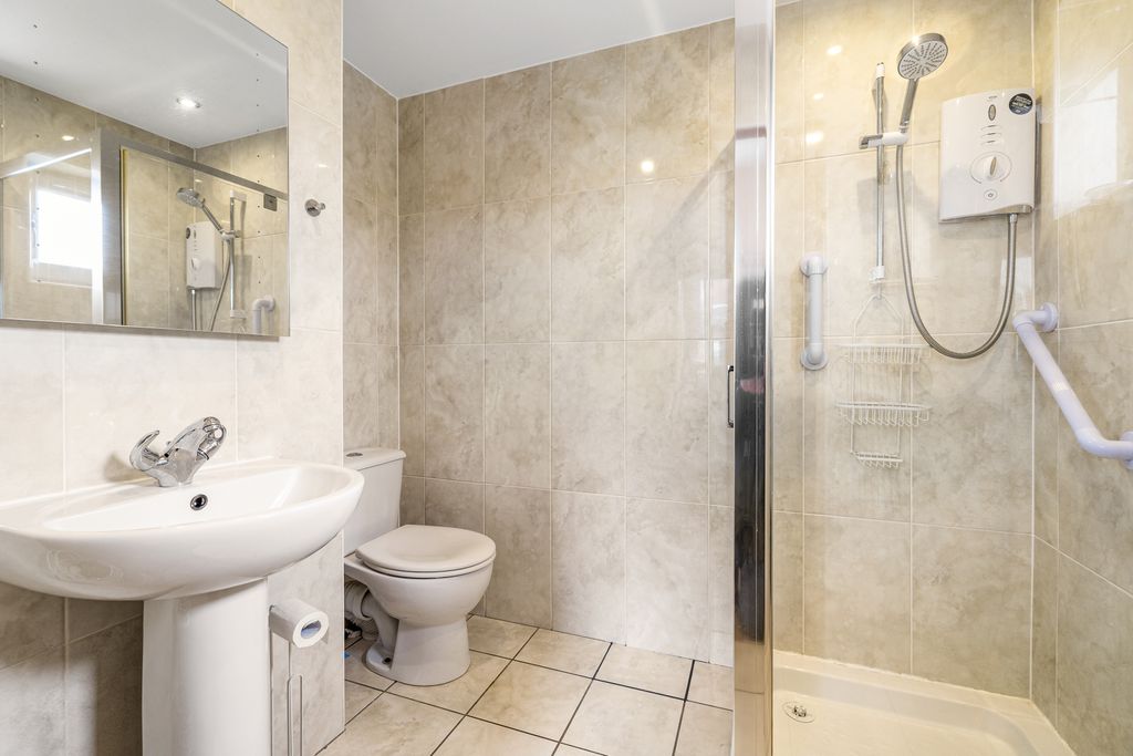 Additional image 8 of 3 bed semi-detached house for sale6 Threipmuir Place, Balerno, Edinburgh EH14