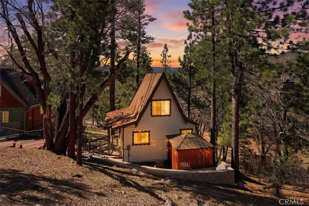 Additional image 3 of 1146 Ridge Rd, Fawnskin, CA 92333
