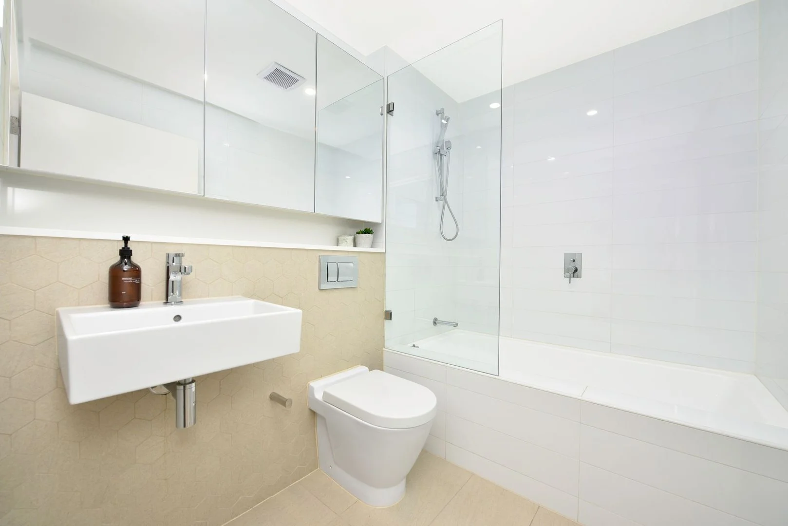 Additional image 3 of 612/5 Verona Drive, Wentworth Point NSW 2127