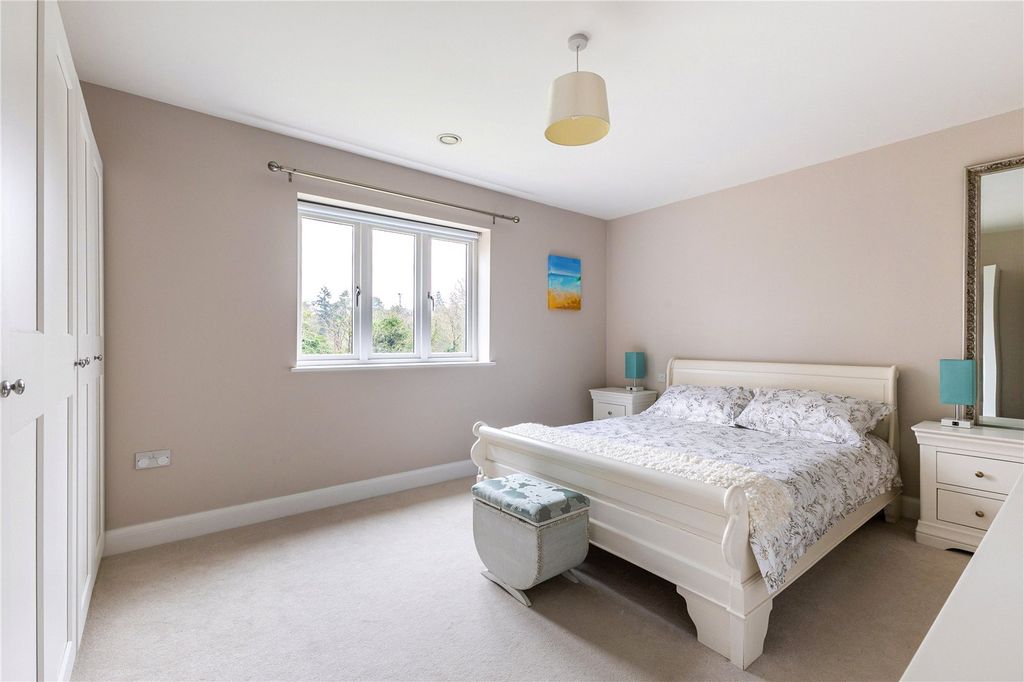 Additional image 15 of 4 bed detached house for saleBullbeggars Lane, Potten End, Berkhamsted, Hertfordshire HP4