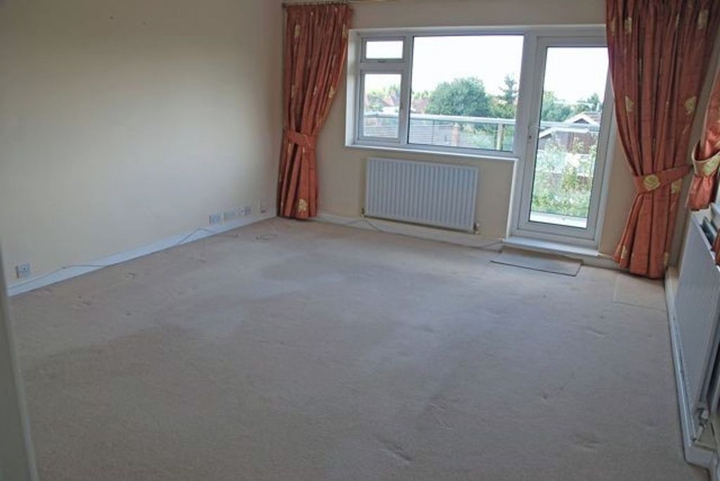 Additional image 2 of 3 bed flat for saleFloral Court, Ashtead KT21