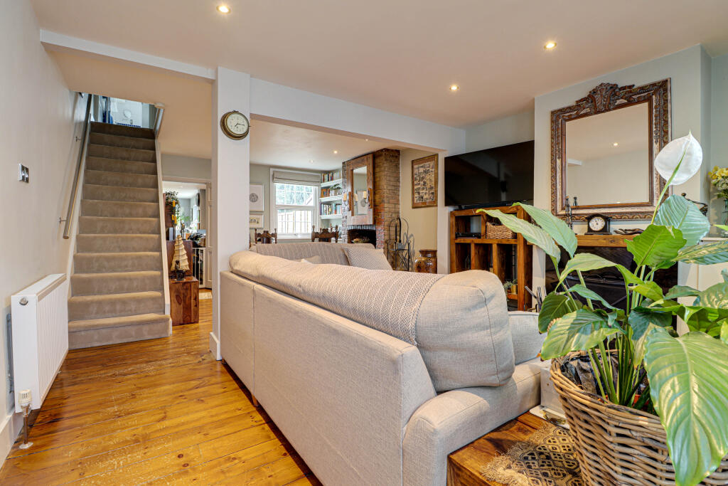 Additional image 12 of Park Street, St. Albans, Hertfordshire, AL2