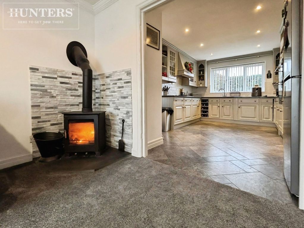 Additional image 2 of 4 bed detached house for saleLundhill Road, Wombwell, Barnsley S73