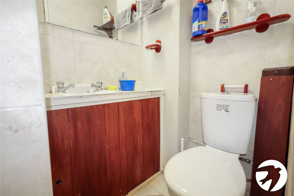 Additional image 11 of 3 bed maisonette for saleDraper Close, Belvedere DA17