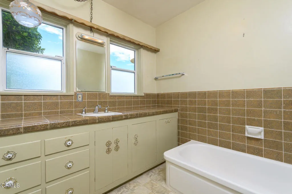 Additional image 108 of 6469 Day Street, Tujunga, CA 91042