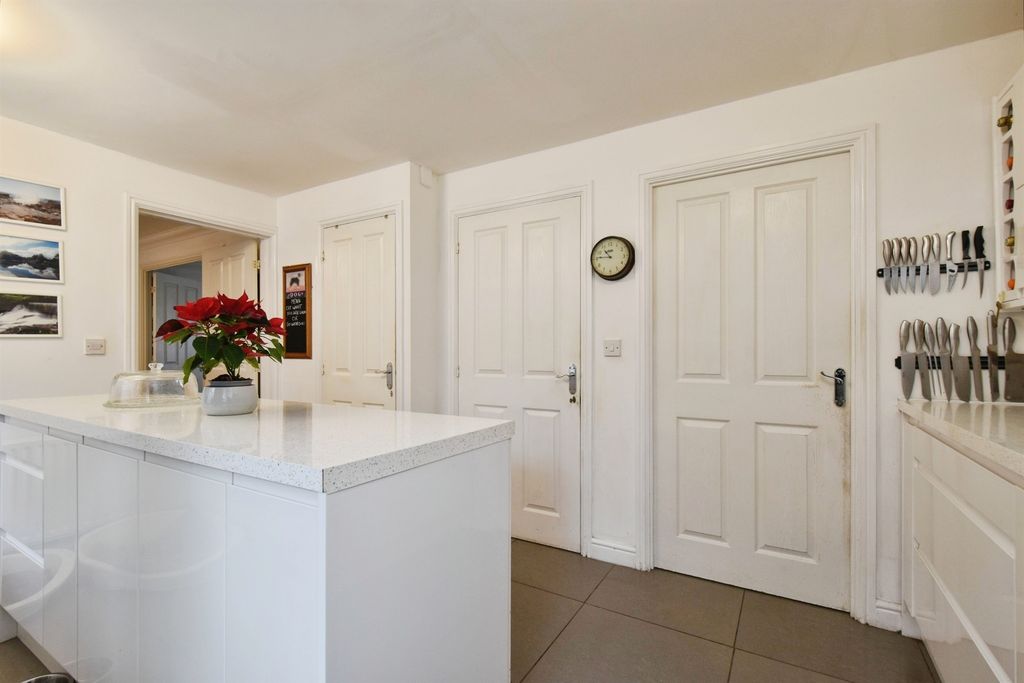Additional image 9 of 4 bed detached house for saleGlas Y Gors, Aberdare CF44