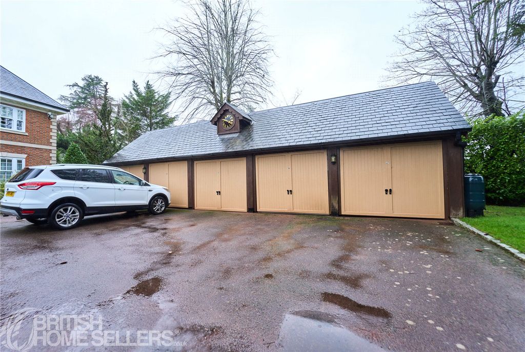 Additional image 18 of 2 bed flat for saleGrove Road, Beaconsfield, Buckinghamshire HP9