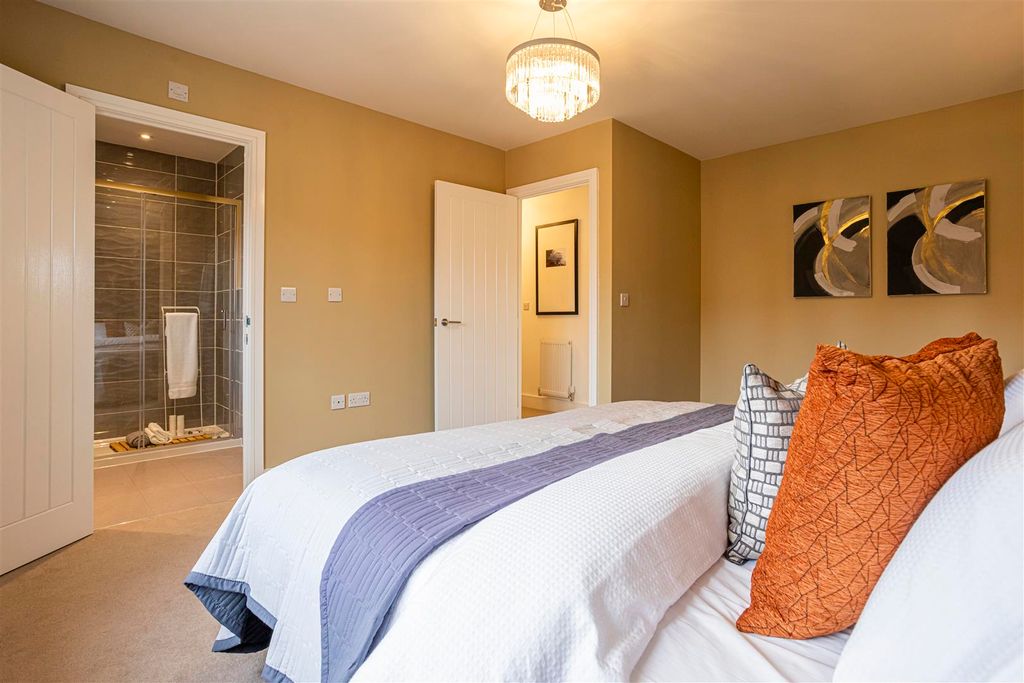 Additional image 9 of 4 bed detached house for saleBuckenham Road, Attleborough NR17