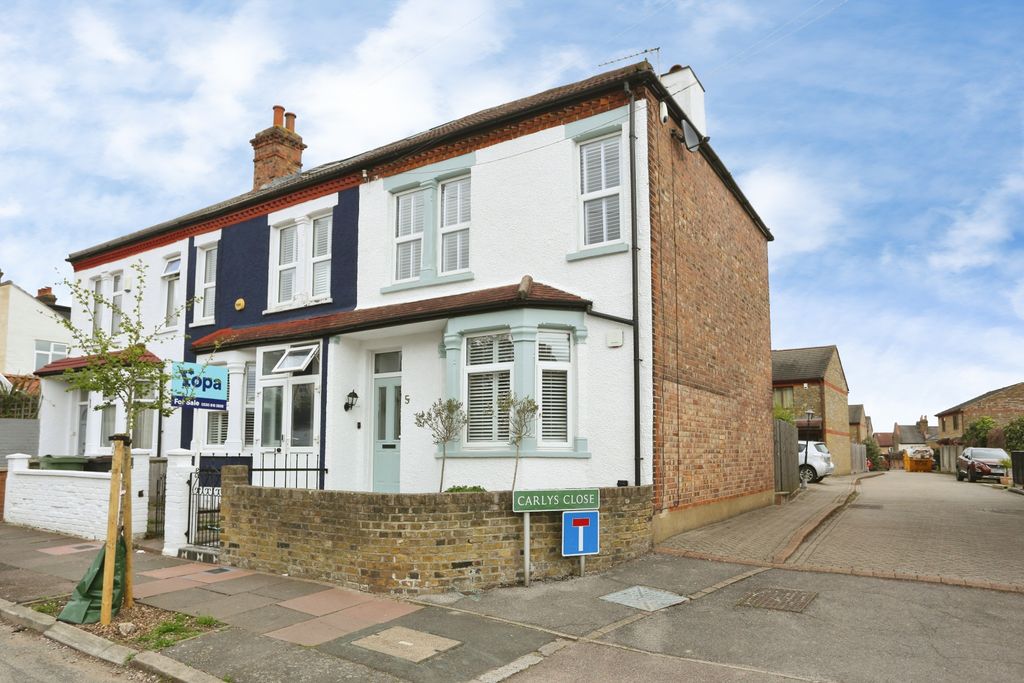 2 bed end terrace house for saleVilliers Road, Beckenham BR3