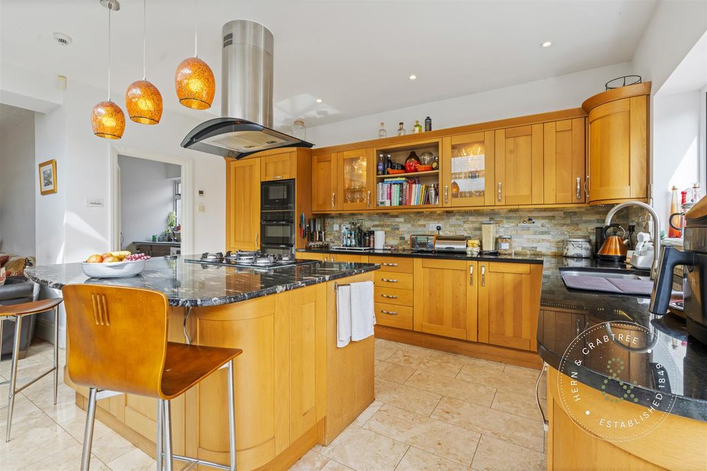 Additional image 24 of 4 bed detached house for salePencisely Crescent, Llandaff, Cardiff CF5