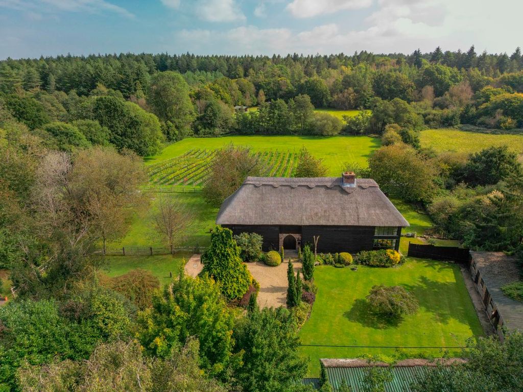 5 bed barn conversion for saleMarley Lane, Battle TN33 photo 5