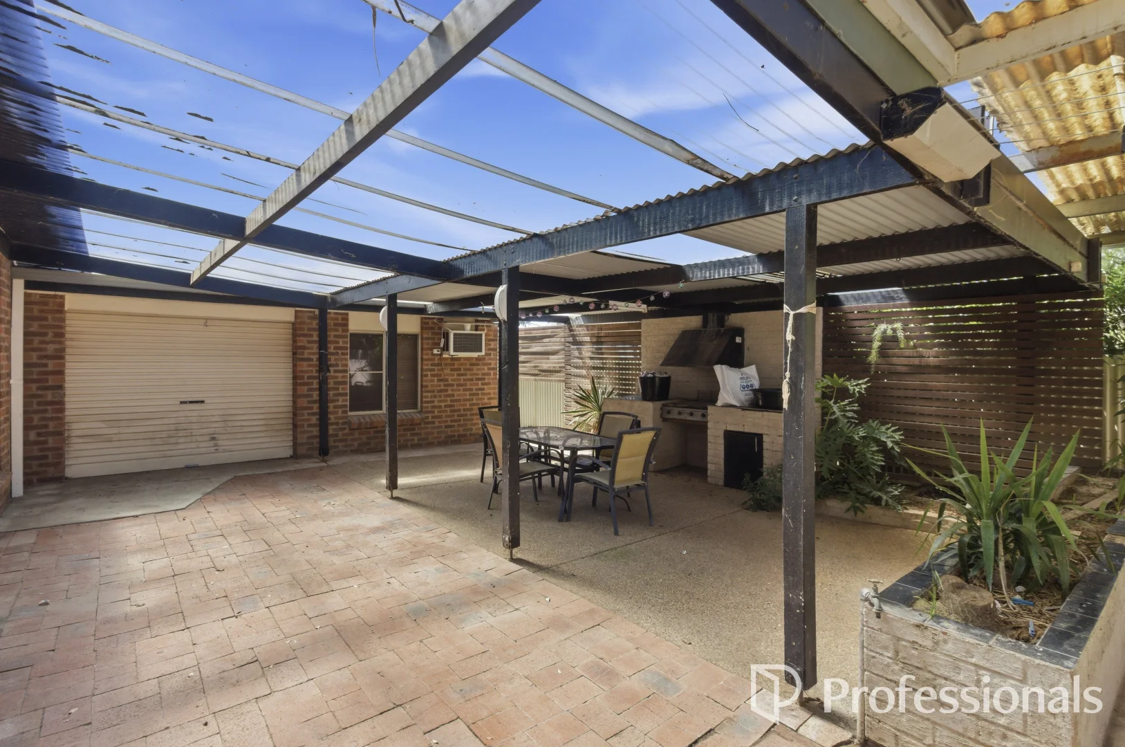 Additional image 13 of 105 Undurra Drive, Glenfield Park NSW 2650
