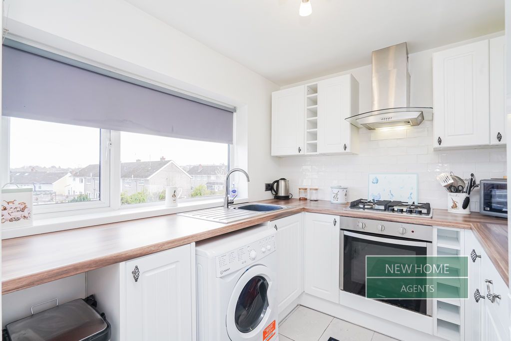 Additional image 3 of 2 bed flat for salePriory Close, Ilkeston DE7