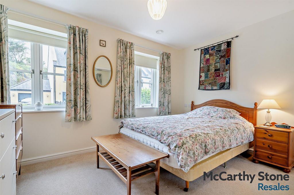 Additional image 6 of 1 bed flat for saleBarnhill Court, Barnhill Road, Chipping Sodbury, Bristol BS37