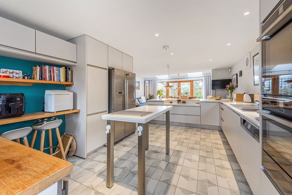 Additional image 8 of 4 bed detached house for saleThe Fishermans, Emsworth PO10