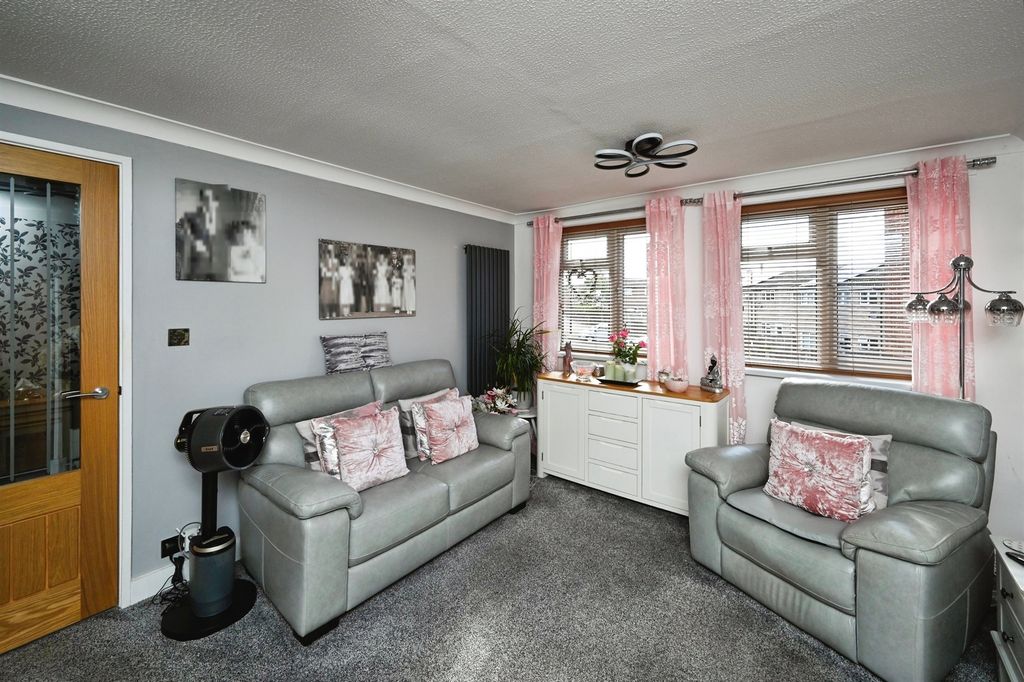 Additional image 4 of 1 bed flat for saleAsh Court, Alfreton DE55