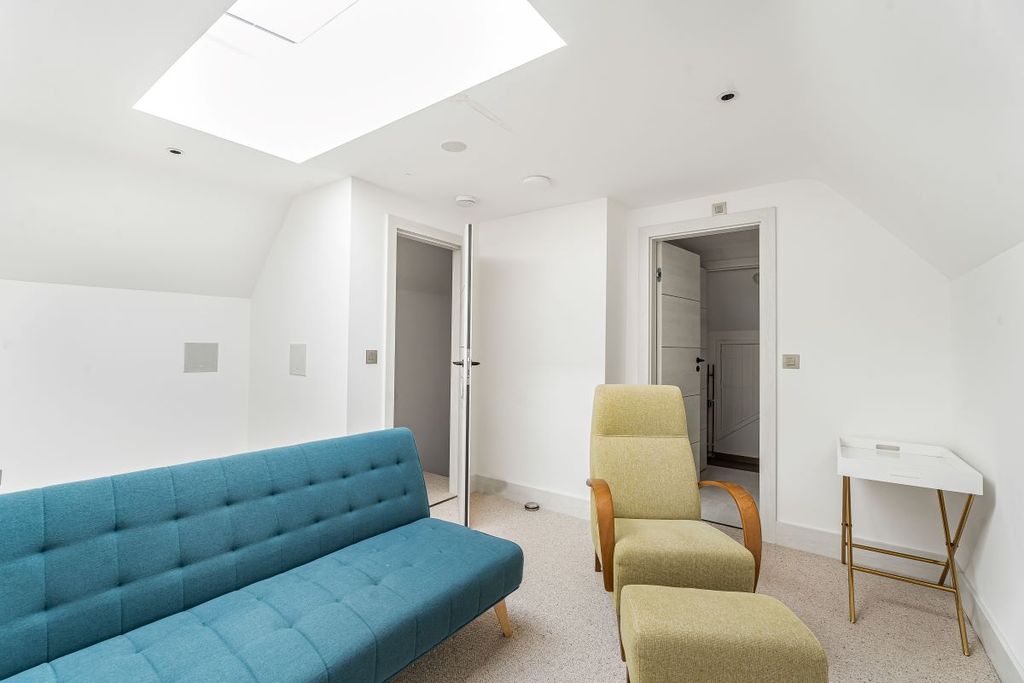 Additional image 31 of 5 bed detached house for sale137 Kimbolton Road, Bedford, Bedfordshire MK41