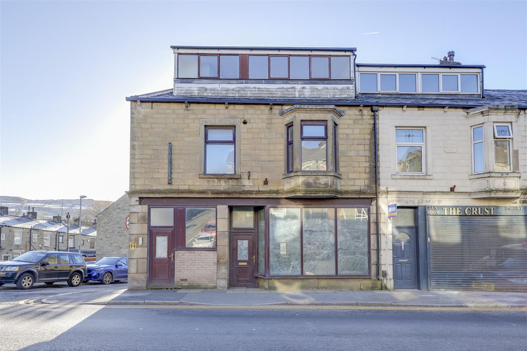 3 bed flat for saleNewchurch Road, Bacup, Rossendale OL13