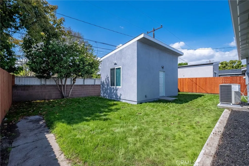 Additional image 76 of 3827 Lomina Ave, Long Beach, CA 90808