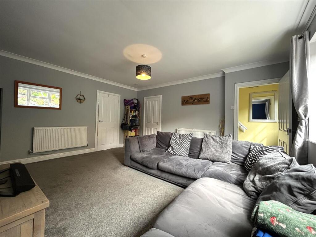 Additional image 6 of Dingle Avenue, Cradley Heath