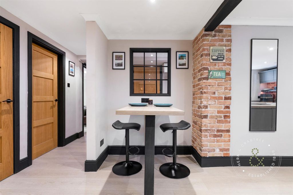Additional image 31 of 2 bed flat for saleYr Hen Dy, The Cathedral Green, Llandaff, Cardiff CF5