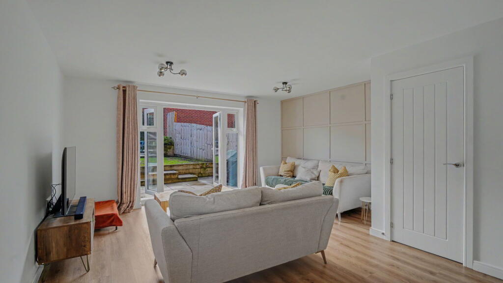 Additional image 4 of Hawthorn Way, Birmingham, B38 9AT