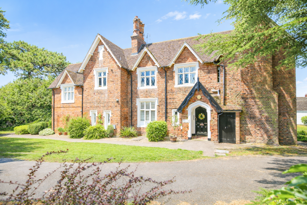 1 bed flat for saleChurch Walk, Atherstone CV9