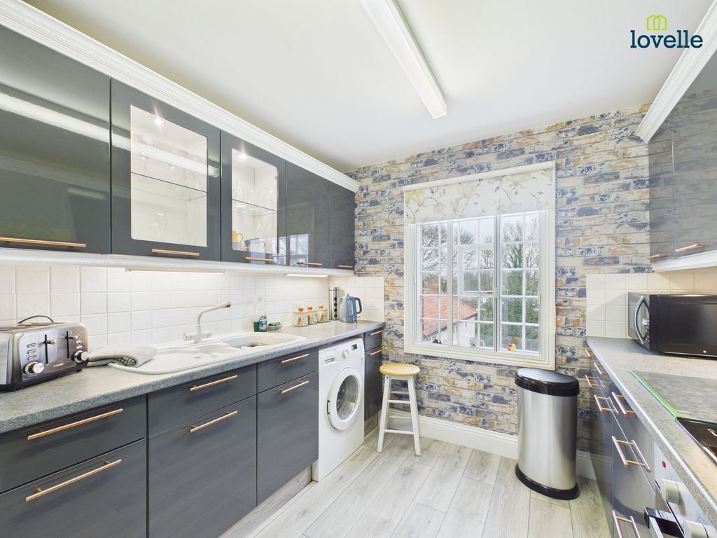 Additional image 3 of 2 bed flat for saleCaistor Road, Market Rasen LN8