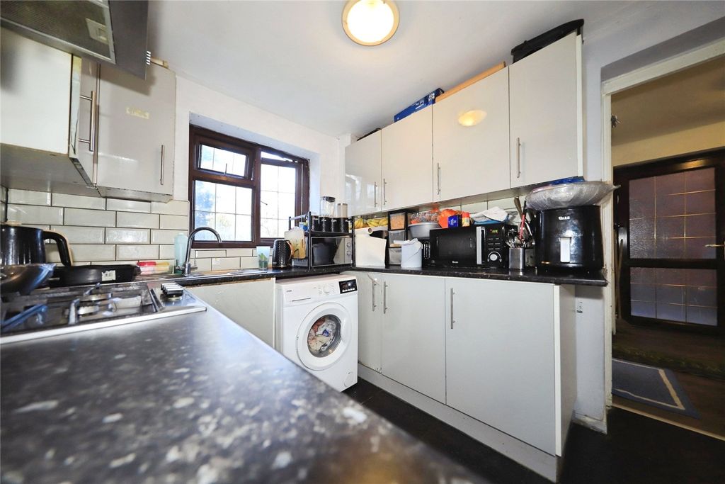 Additional image 7 of 4 bed detached house for saleBabors Field, Bilston, West Midlands WV14