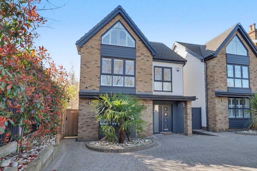 Additional image 27 of 5 bed detached house for saleRayleigh Road, Benfleet SS7