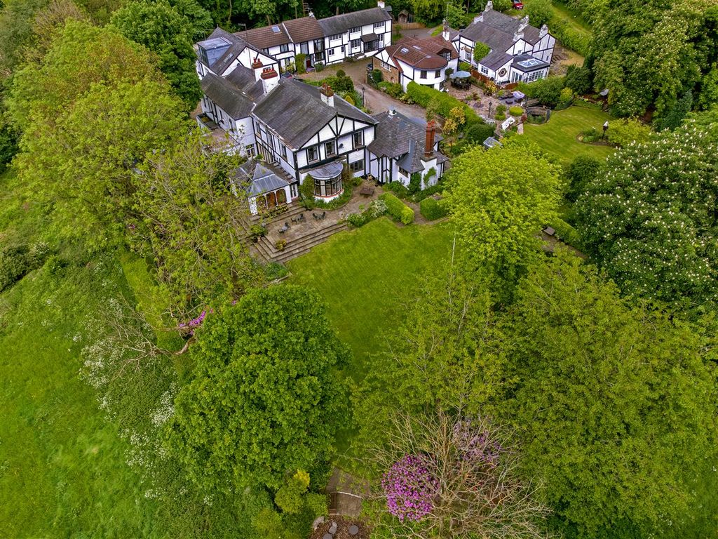 Additional image 51 of 4 bed country house for saleWesterhill House, Westerhill, Ashton-Under-Lyne OL7